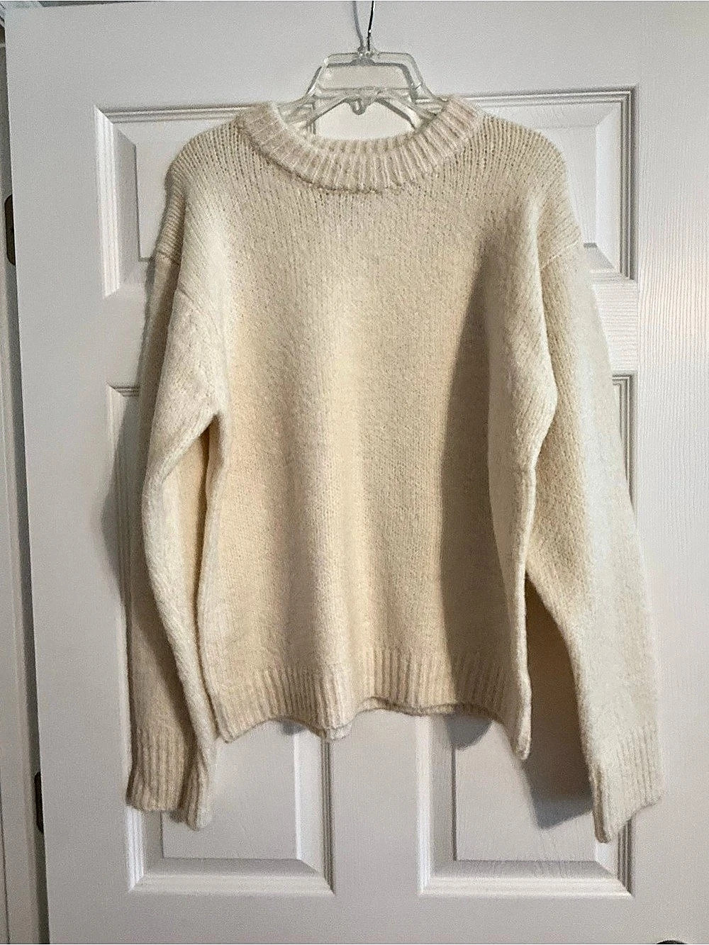 ZENANA Round Neck Long Sleeve Sweater Cream Knit Crewneck Sweater NWOT
